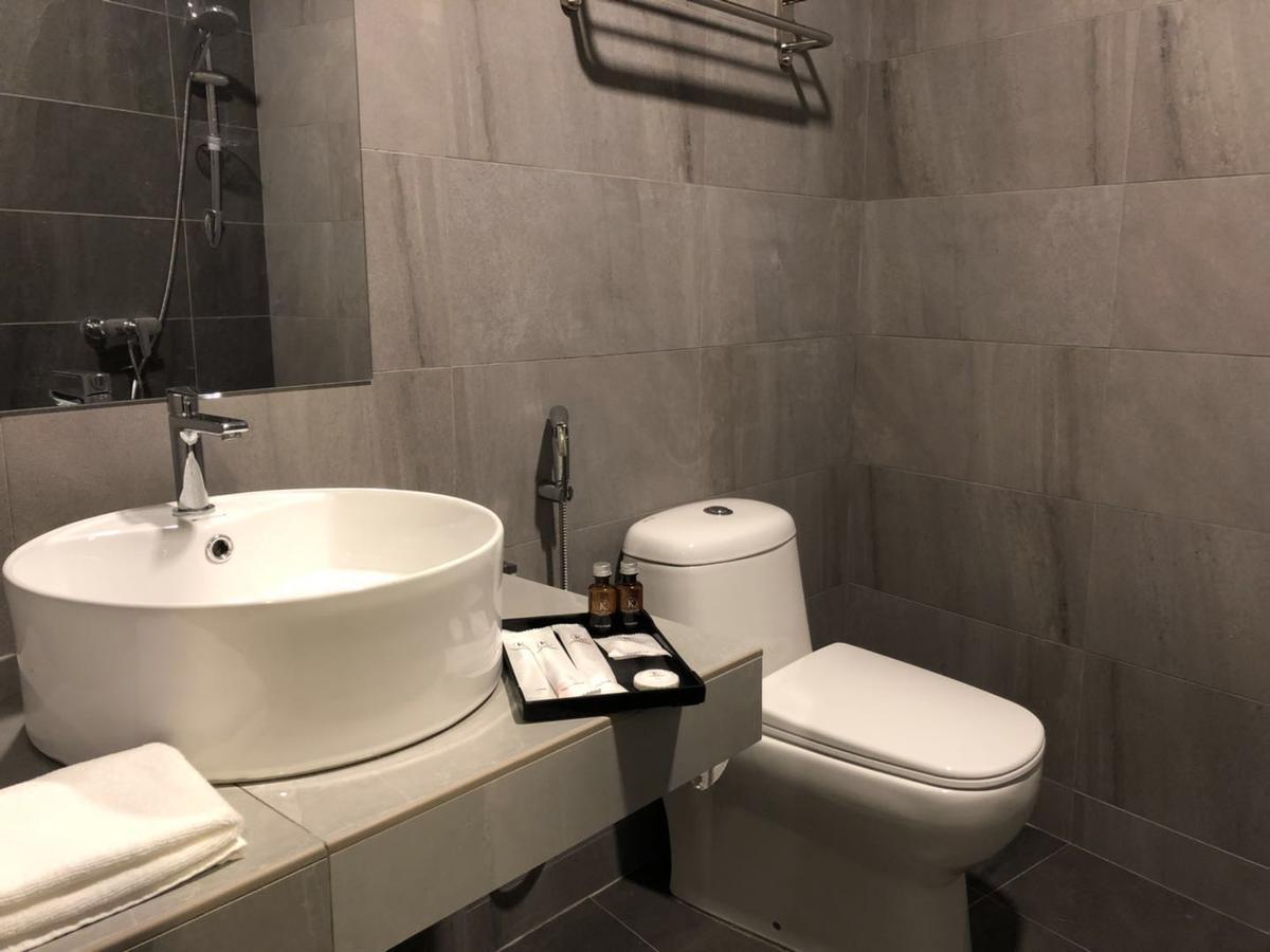 K Boutique Hotel Teluk Intan Esterno foto