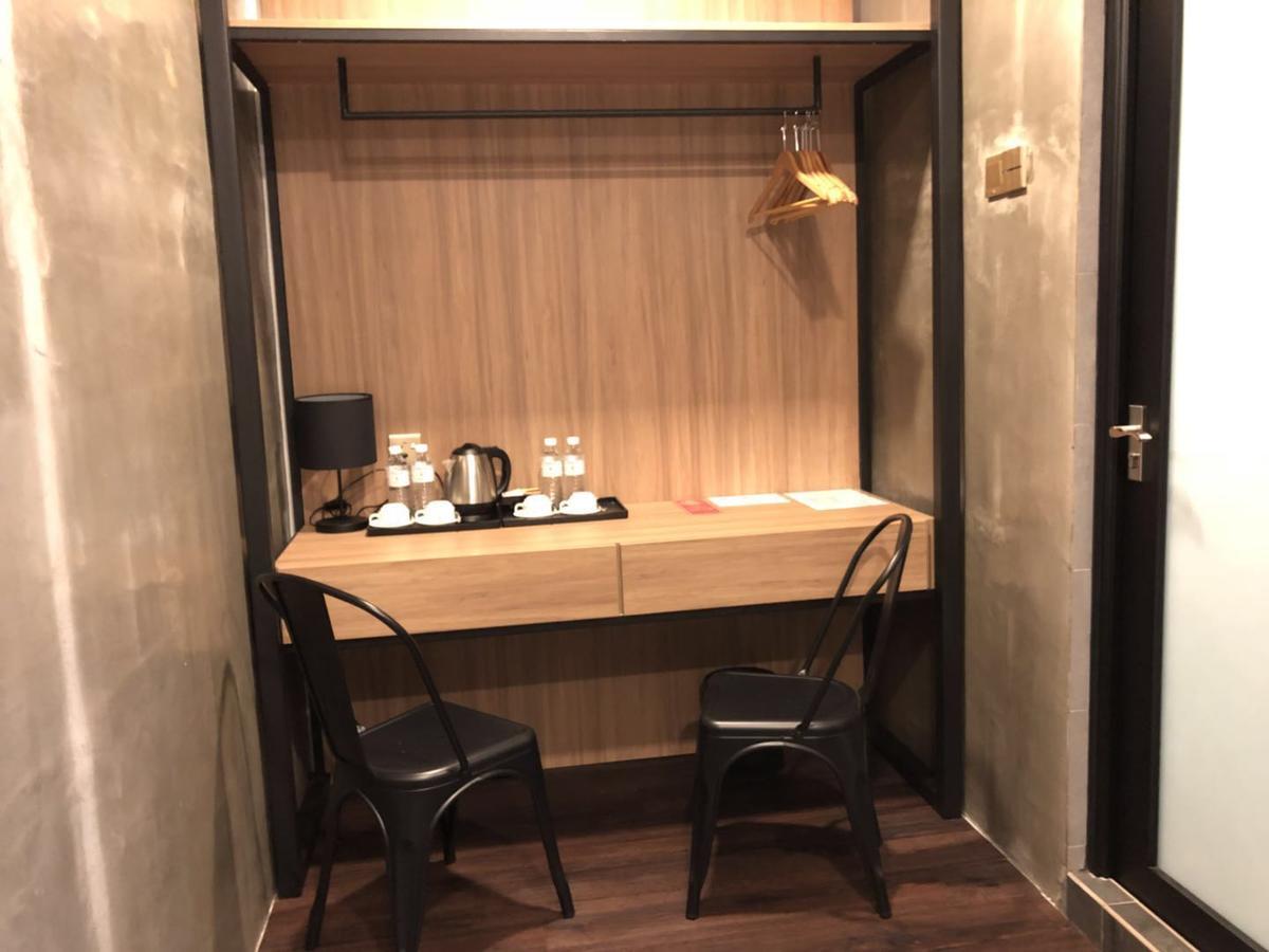K Boutique Hotel Teluk Intan Esterno foto